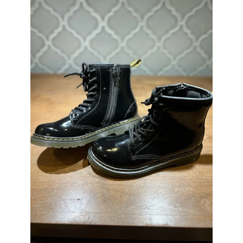 Dr Martens Size 4 Patent Leather Combat‎ Style Boots Side Zipper And Laces